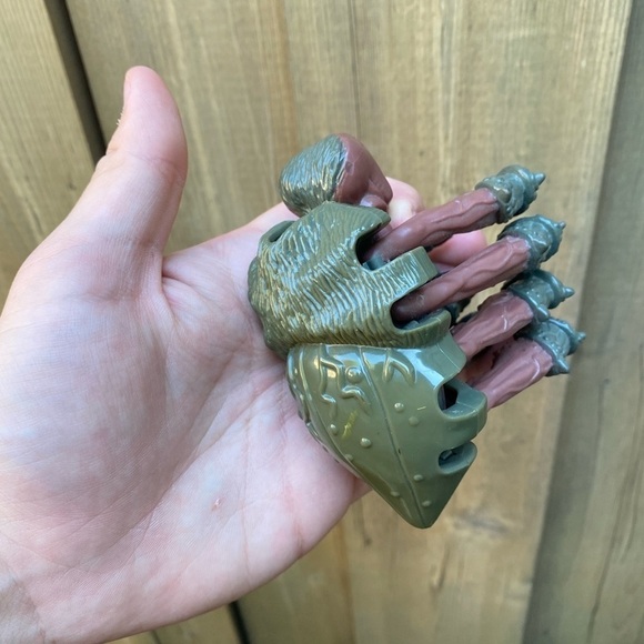 Vintage 1997 Marvel Spider Man Spider Web Trap Action Figure - Picture 5 of 8